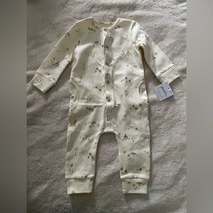 Pehr Long sleeve placket romper. Sz 6-12 months. NWT.